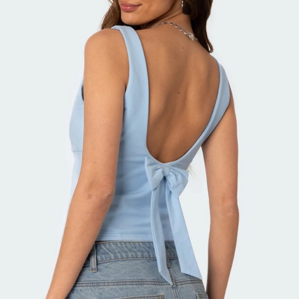 Edikted Ronda Bow Back Tank Top light blue S